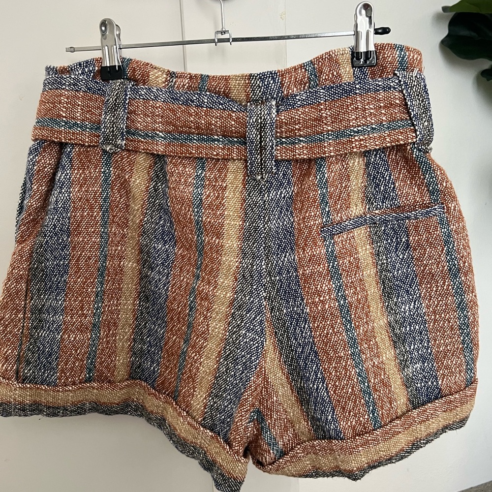 Sezane high waisted shorts. - Picture 3 of 5